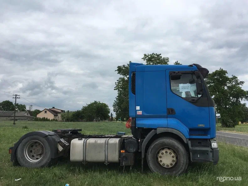 Renault Premium 2002