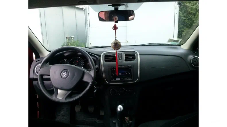 Renault Sandero 2014