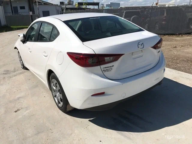 Mazda Protege 2015