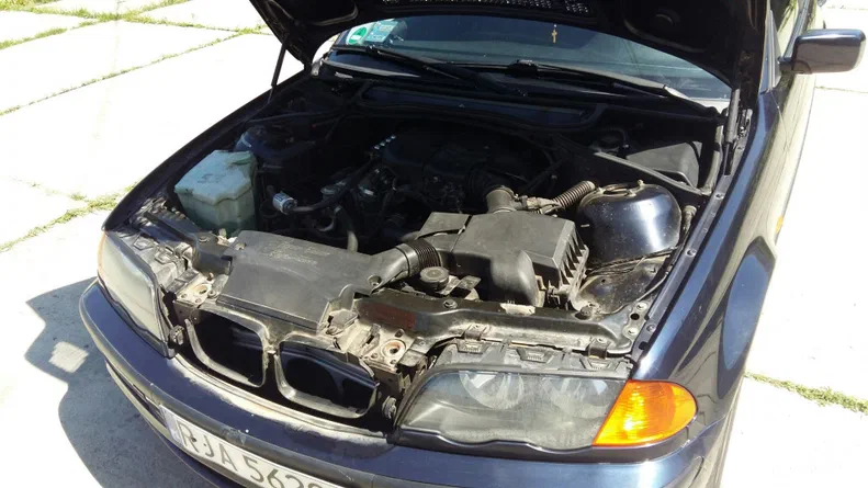 BMW 3 серія 2000 - 10