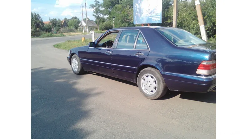 Mercedes-Benz S-Class 1995