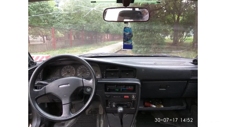 Toyota Carina 1988 - 9