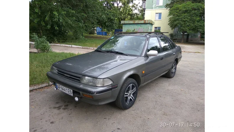 Toyota Carina 1988 - 7
