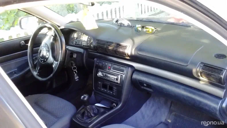 Audi A4 1996 - 5