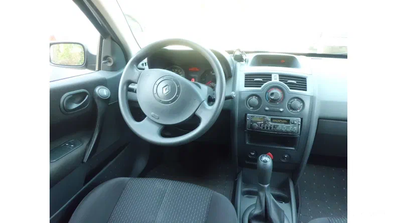 Renault Megane 2004 - 6