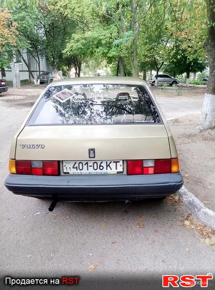 Volvo 300 Series 1987