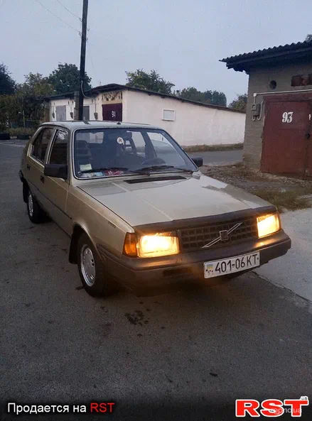 Volvo 300 Series 1987