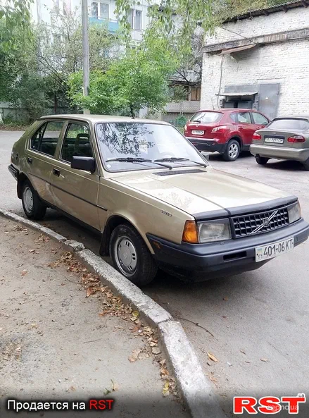 Volvo 300 Series 1987