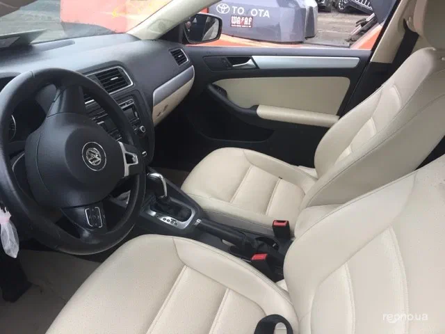 Volkswagen Jetta 2013