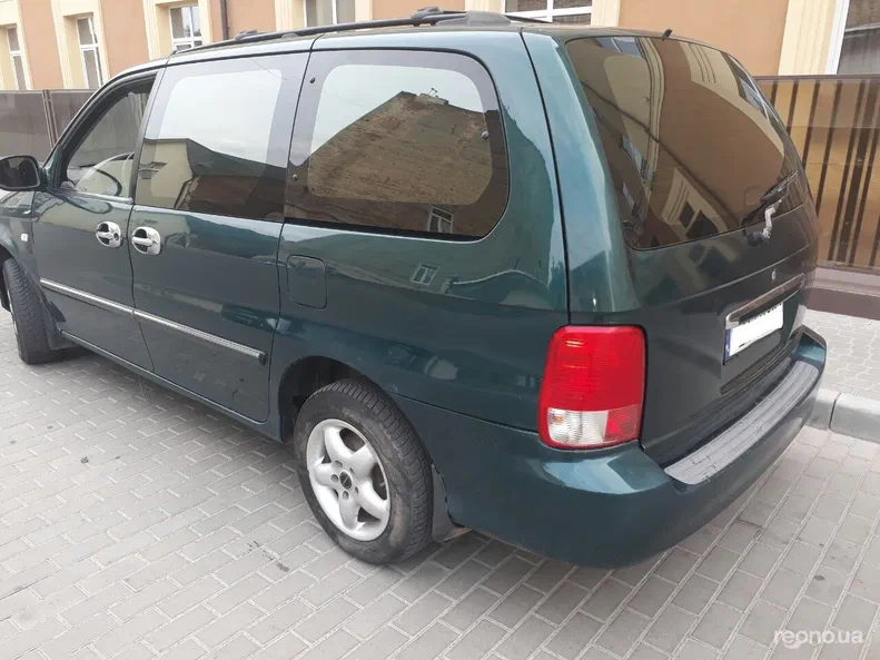 Kia Carnival 2001 - 7