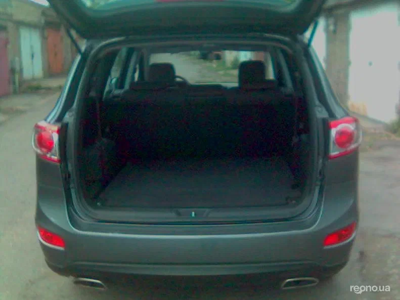 Hyundai Santa Fe 2011 - 8