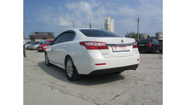 Renault Latitude 2011 - 5