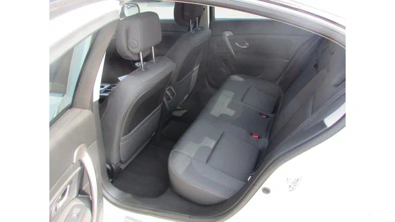 Renault Latitude 2011 - 9