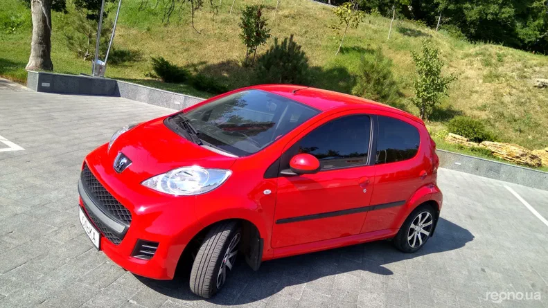 Peugeot 107 2011