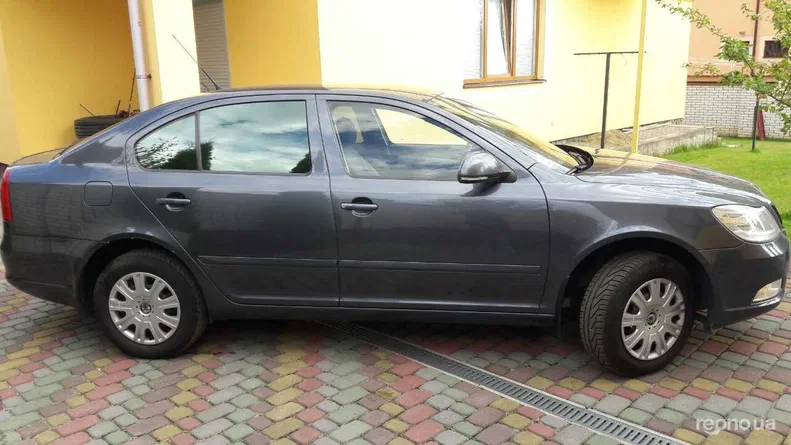 Skoda Octavia 2011 - 10