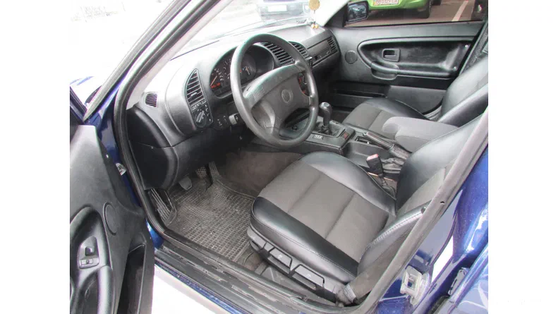 BMW 3 серія 1993 - 8