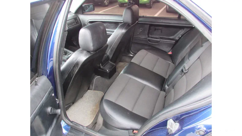 BMW 3 серія 1993 - 9