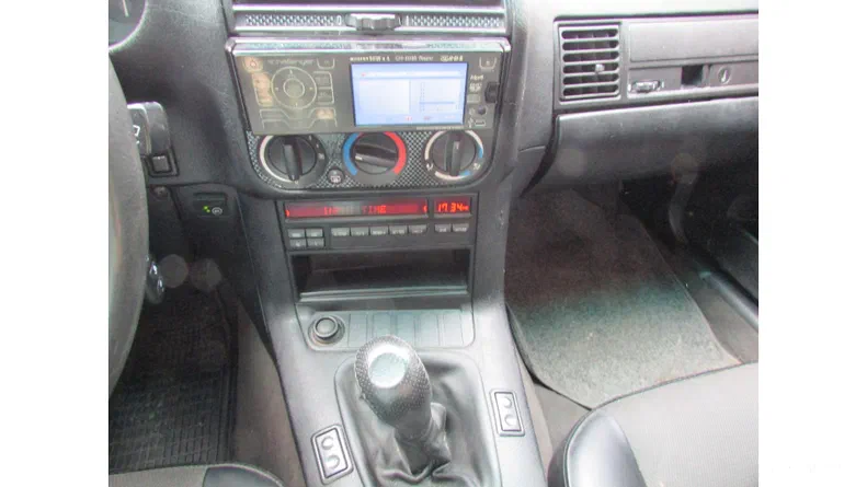 BMW 3 серія 1993 - 17