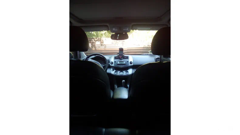 Toyota RAV4 2008 - 6