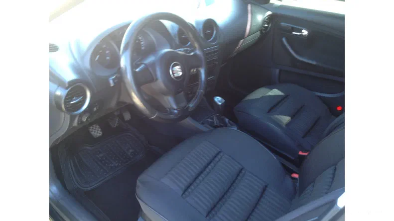 SEAT Cordoba 2008 - 5