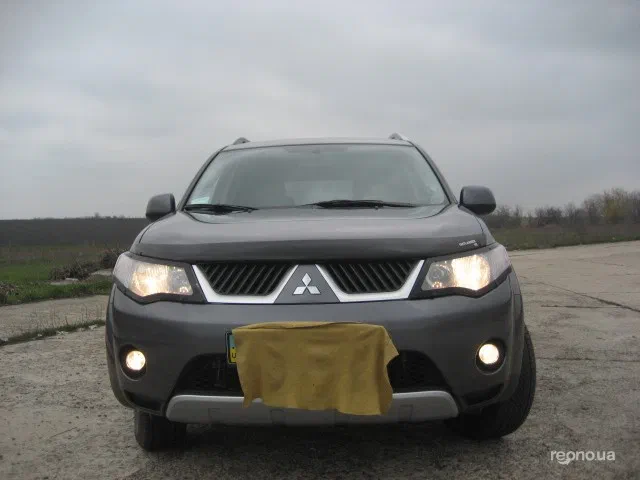 Mitsubishi Outlander 2008