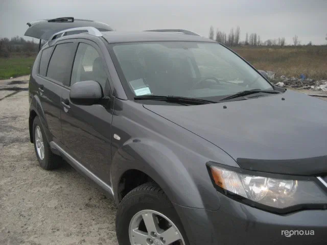 Mitsubishi Outlander 2008 - 12