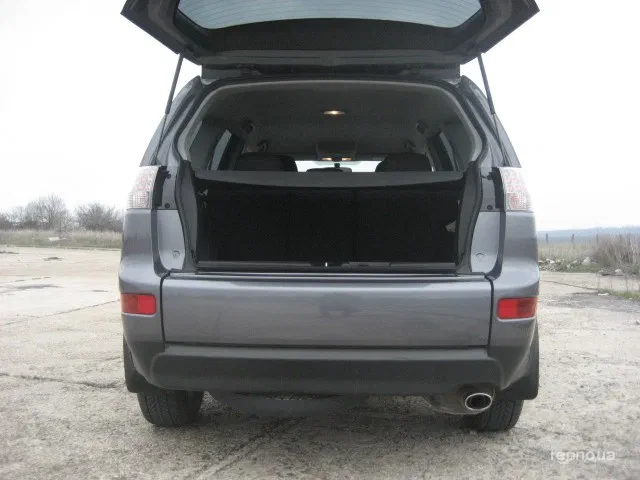 Mitsubishi Outlander 2008 - 9