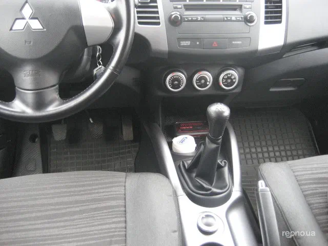 Mitsubishi Outlander 2008 - 6