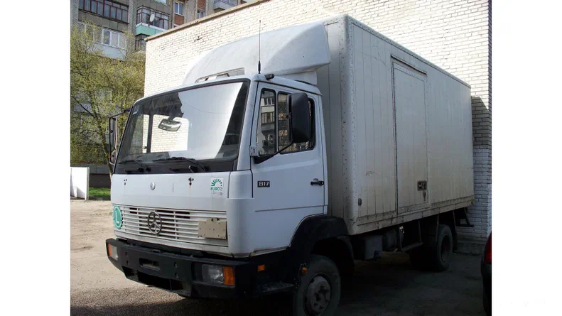 Mercedes-Benz 814 1988