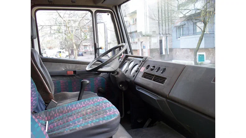 Mercedes-Benz 814 1988