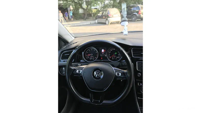 Volkswagen Golf 2013 - 10