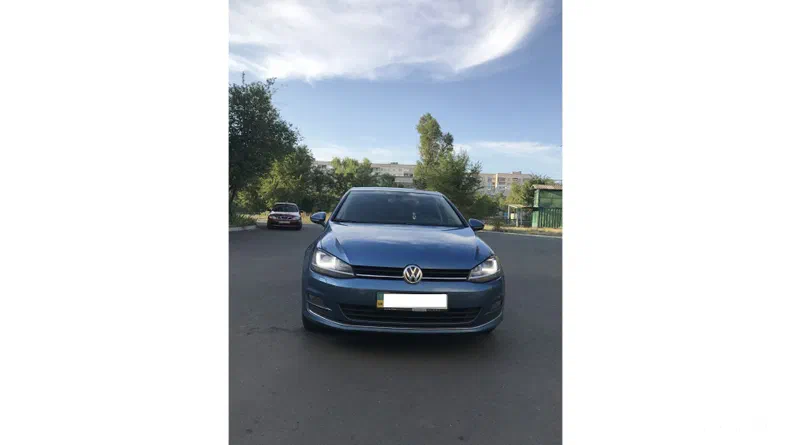 Volkswagen Golf 2013 - 1