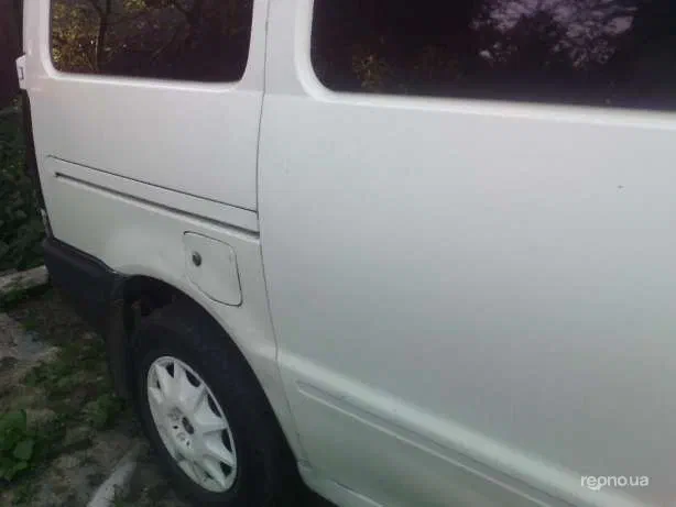 Nissan Vanette 1999