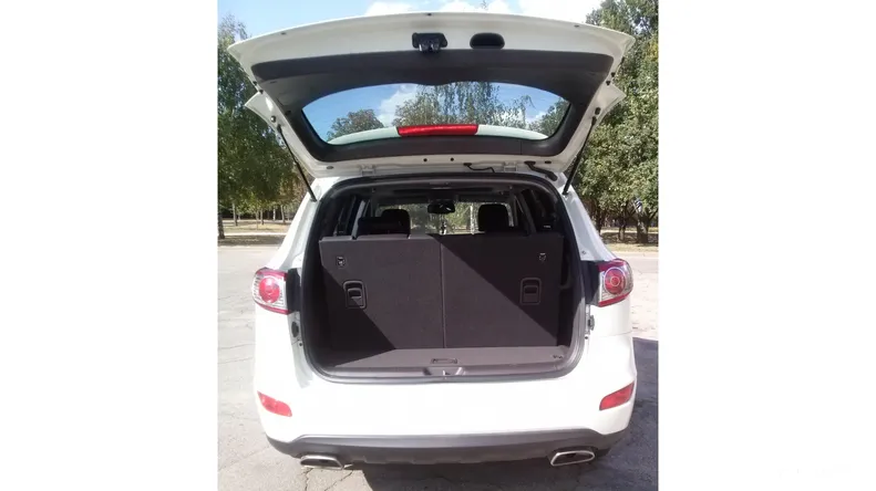 Hyundai Santa FE 2011 - 16