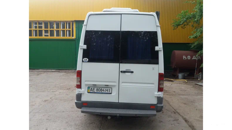 Mercedes-Benz Sprinter 311 2000 - 5