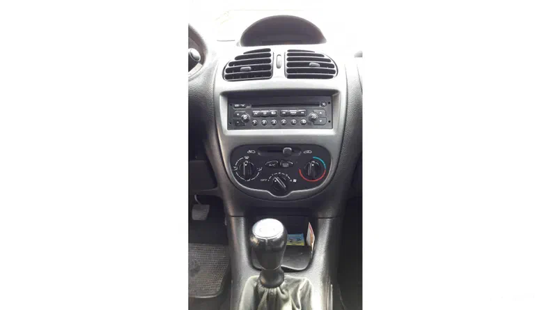 Peugeot 206 2005