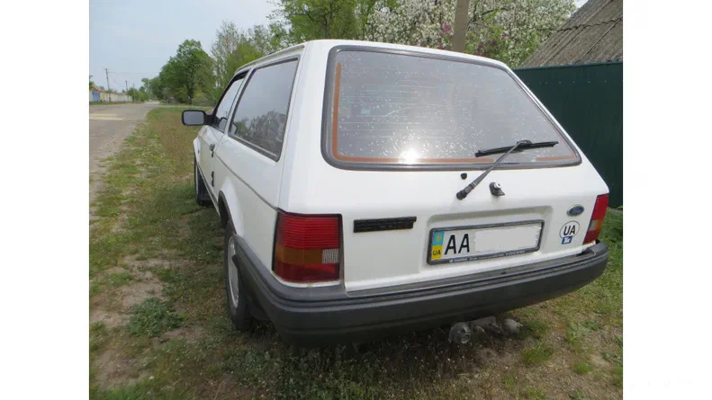 Ford Escort 1990