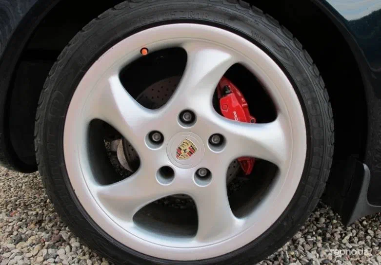 Porsche Boxster 2000