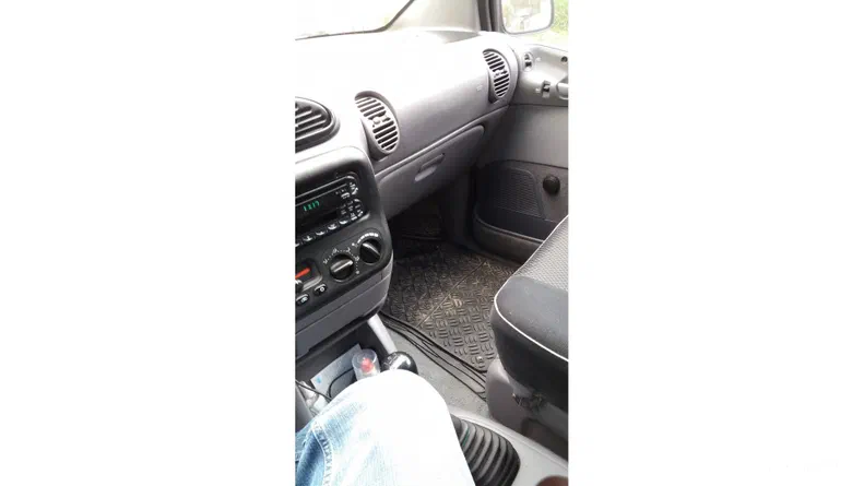 Dodge Caravan 2000 - 8