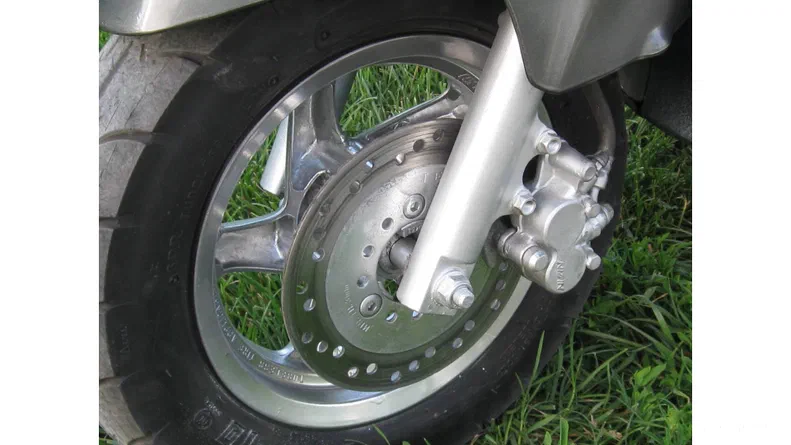 Honda Lead 2000 - 17