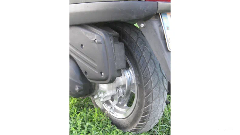 Honda Lead 2000 - 14