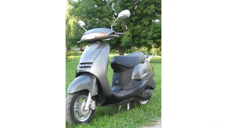 Honda Lead 2000 - 22