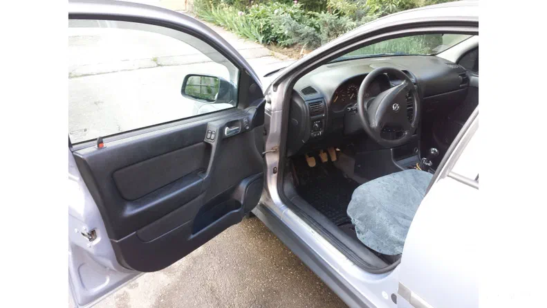 Opel Astra 2001 - 11