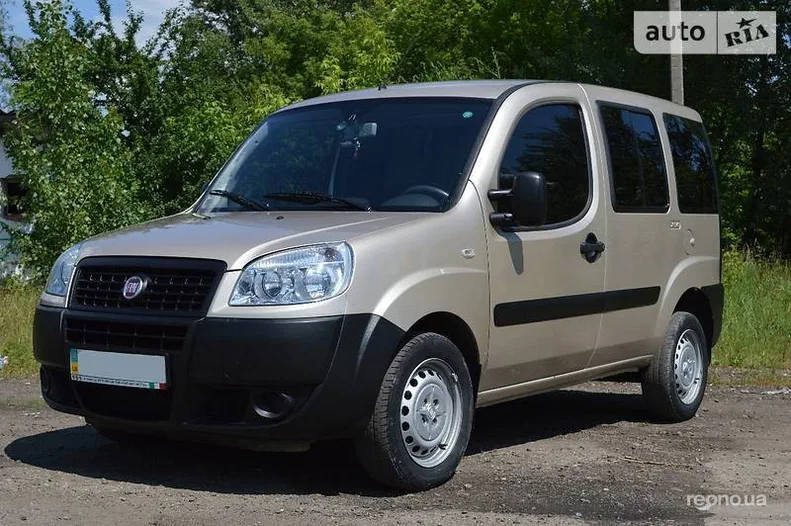 Fiat Doblo 2012