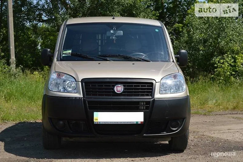 Fiat Doblo 2012