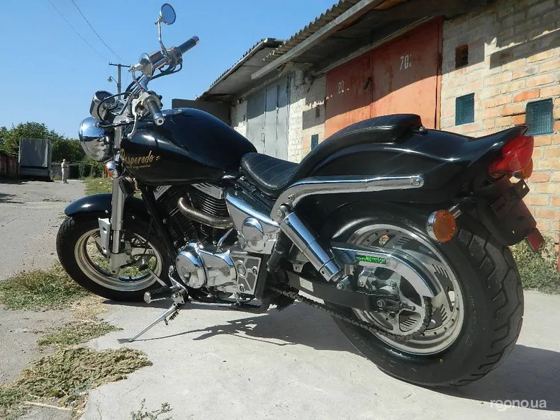 Suzuki Boulevard 1999