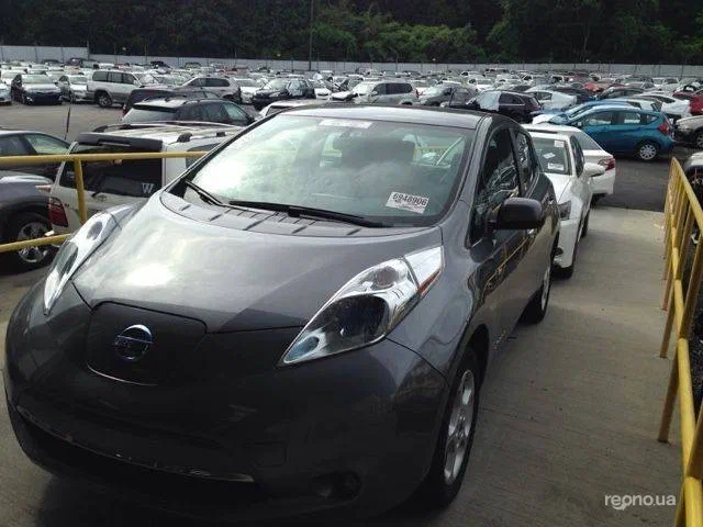 Nissan Leaf 2014