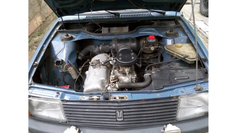 Москвич 2141 1991 - 5