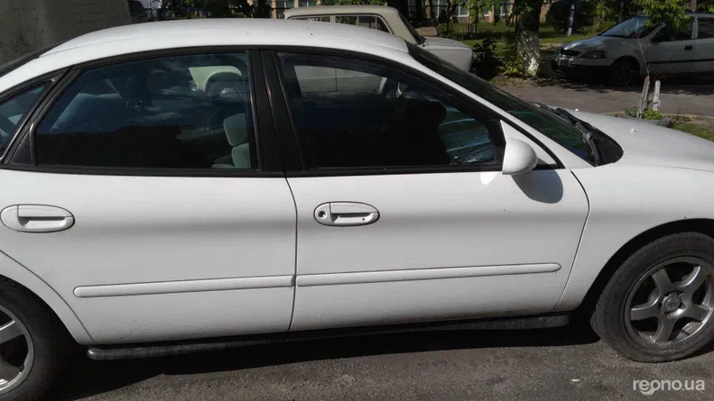 Ford Taurus 1996