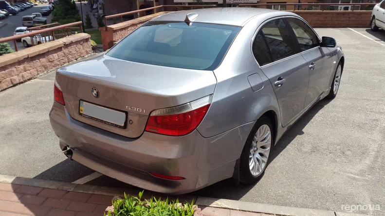 BMW 5 серія 2004 - 5